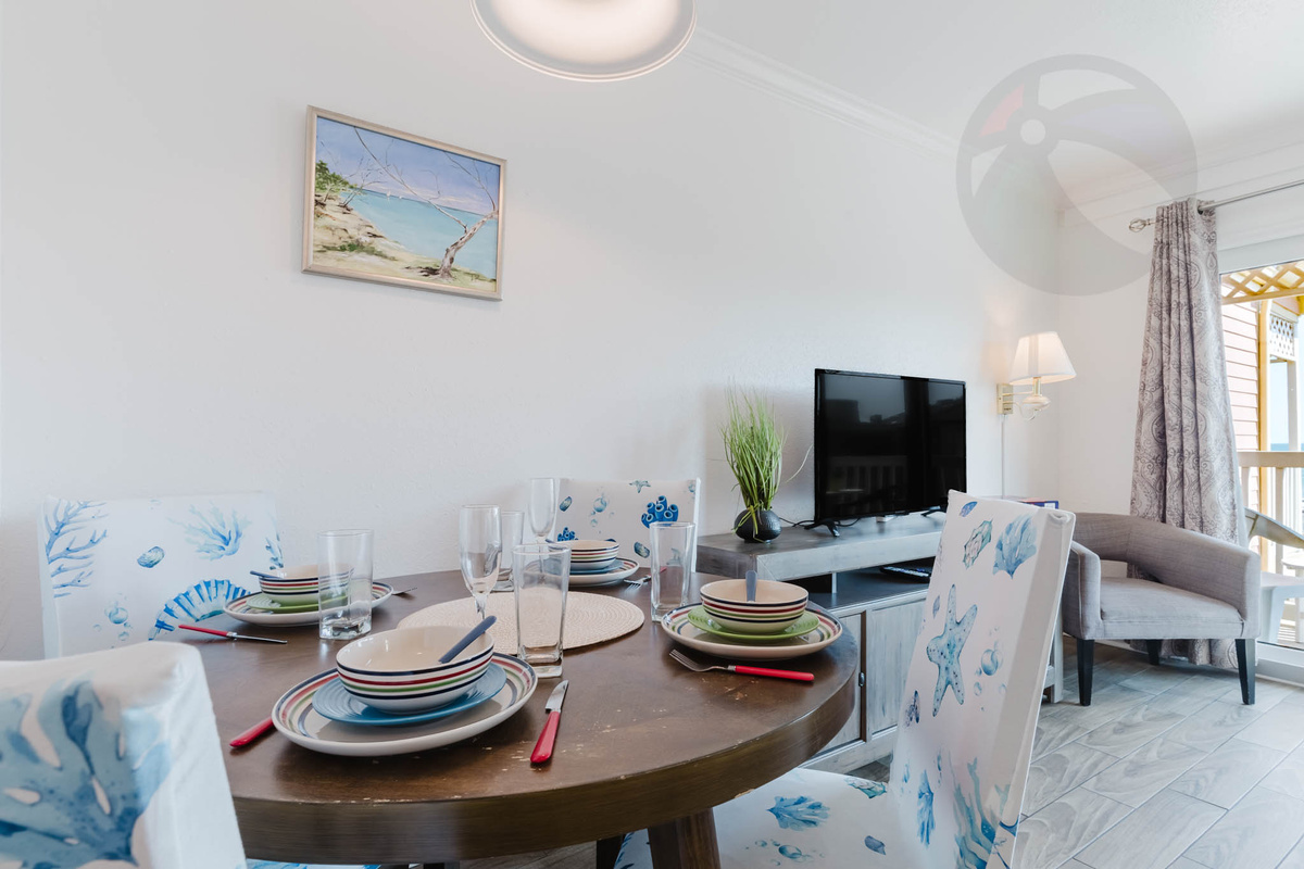 Eating together as a family - here's the perfect spot