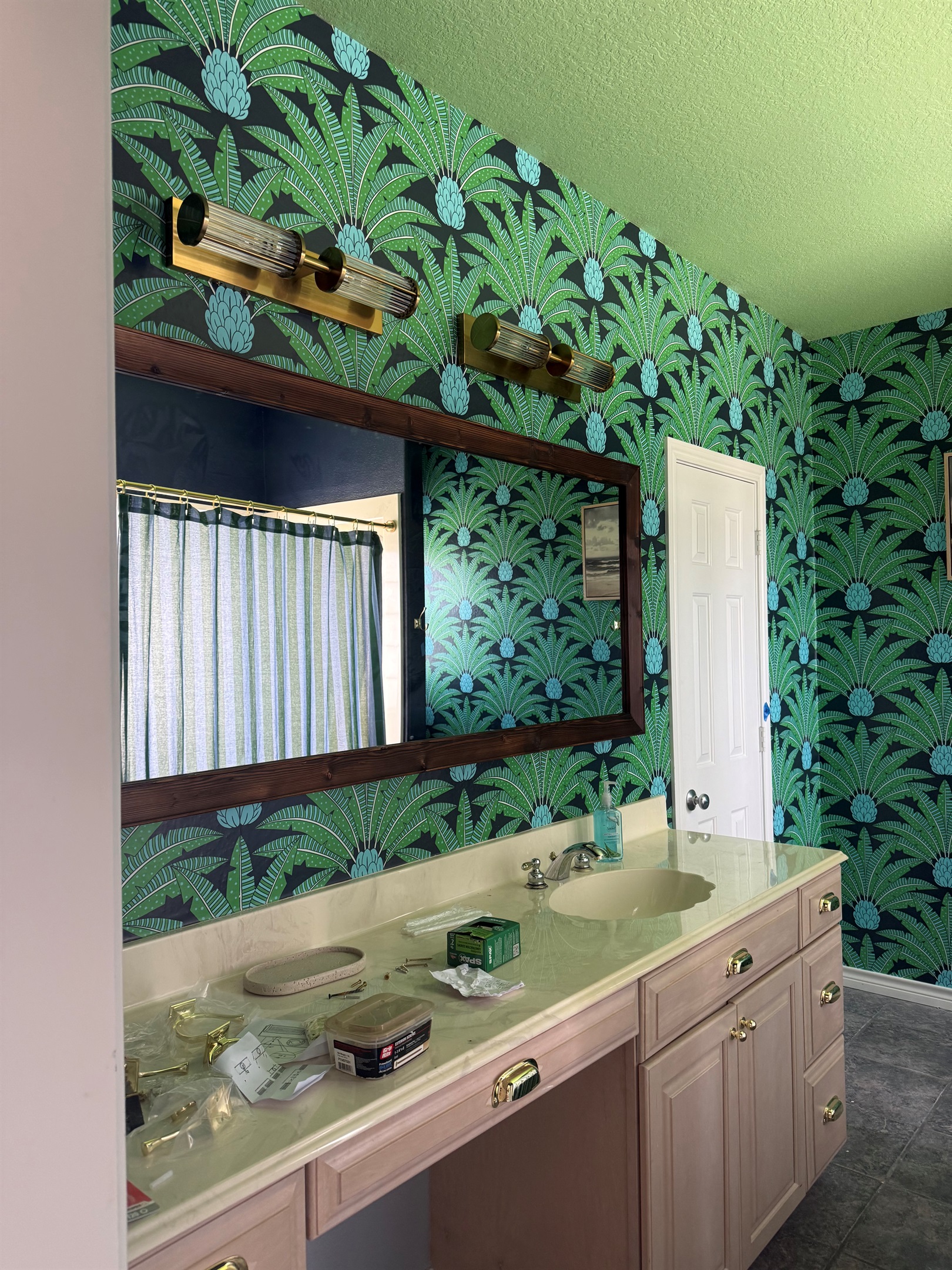 The Seafarer Primary Bathroom is complete 