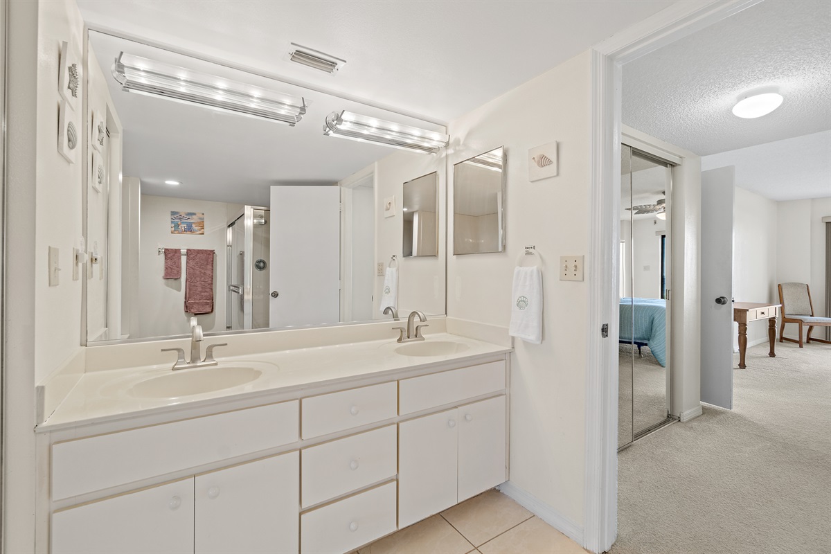 Primary Bathroom w/ Double Sinks