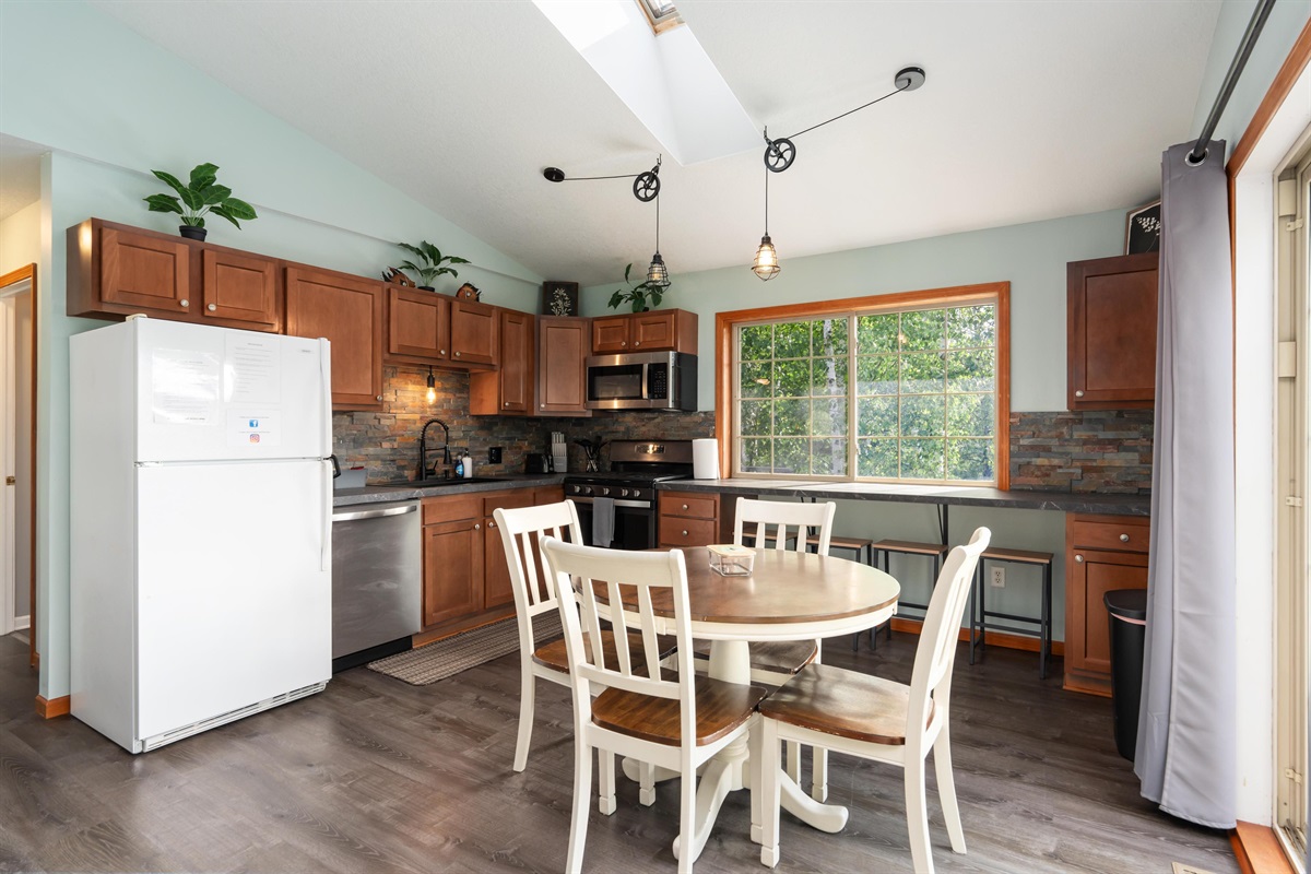 Remodeled Kitchen 2025 now with bar seating, Dishwasher, new cabinets, and more