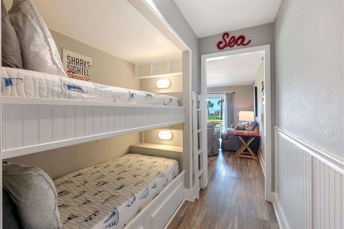 Bunk Nook
