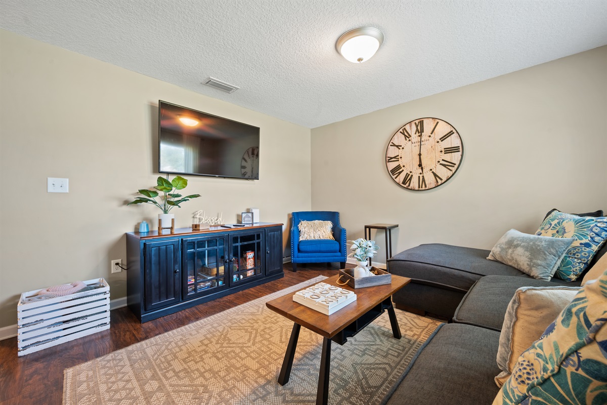 Living Room | Free Wifi | Smart TV