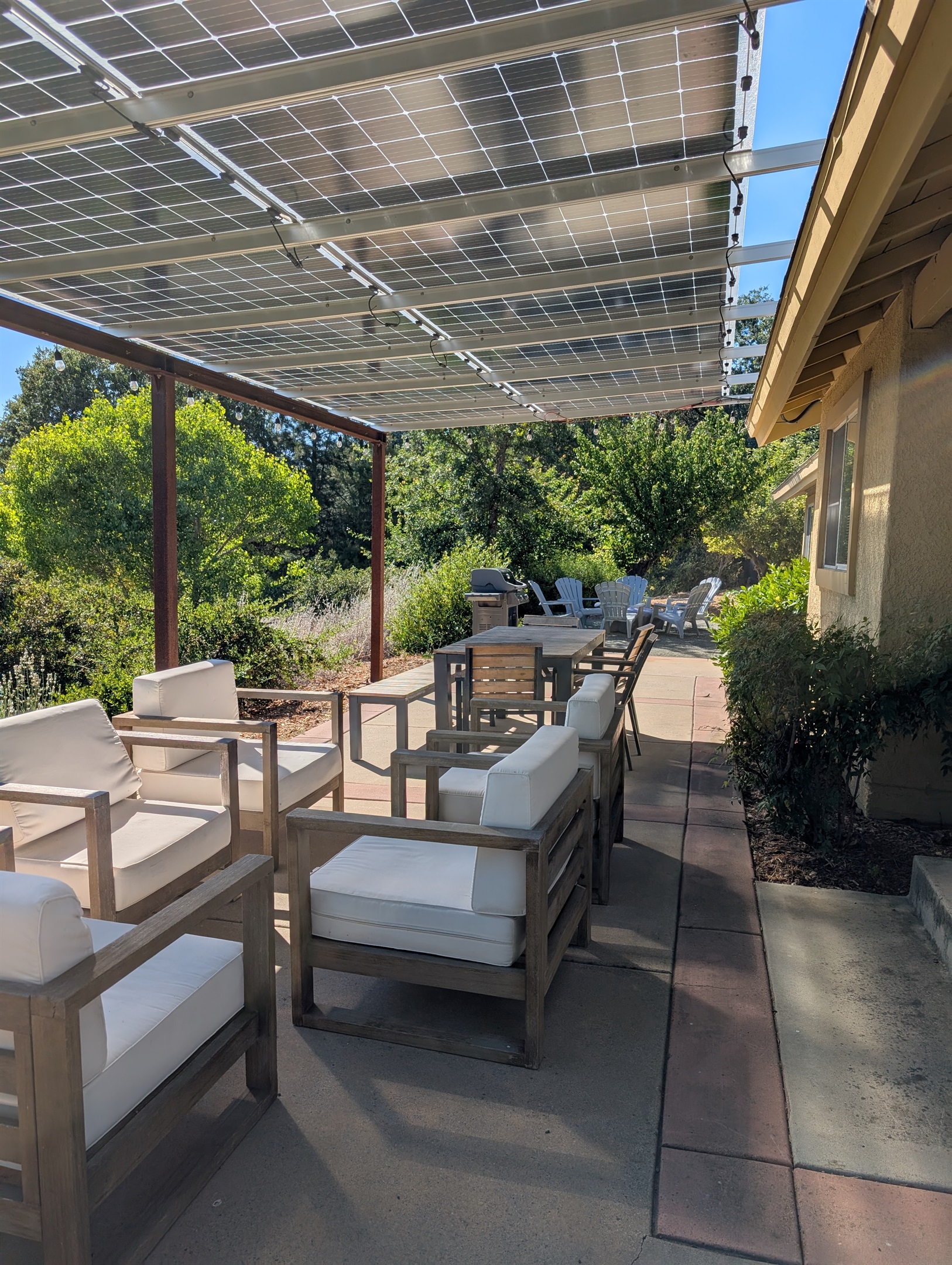 Tons of outdoor seating
