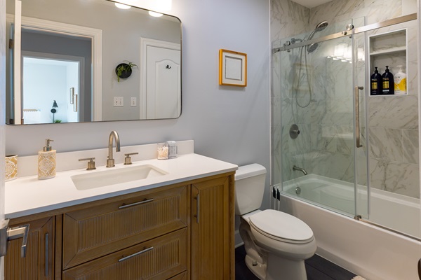 Upper Full Bathroom with extra storage