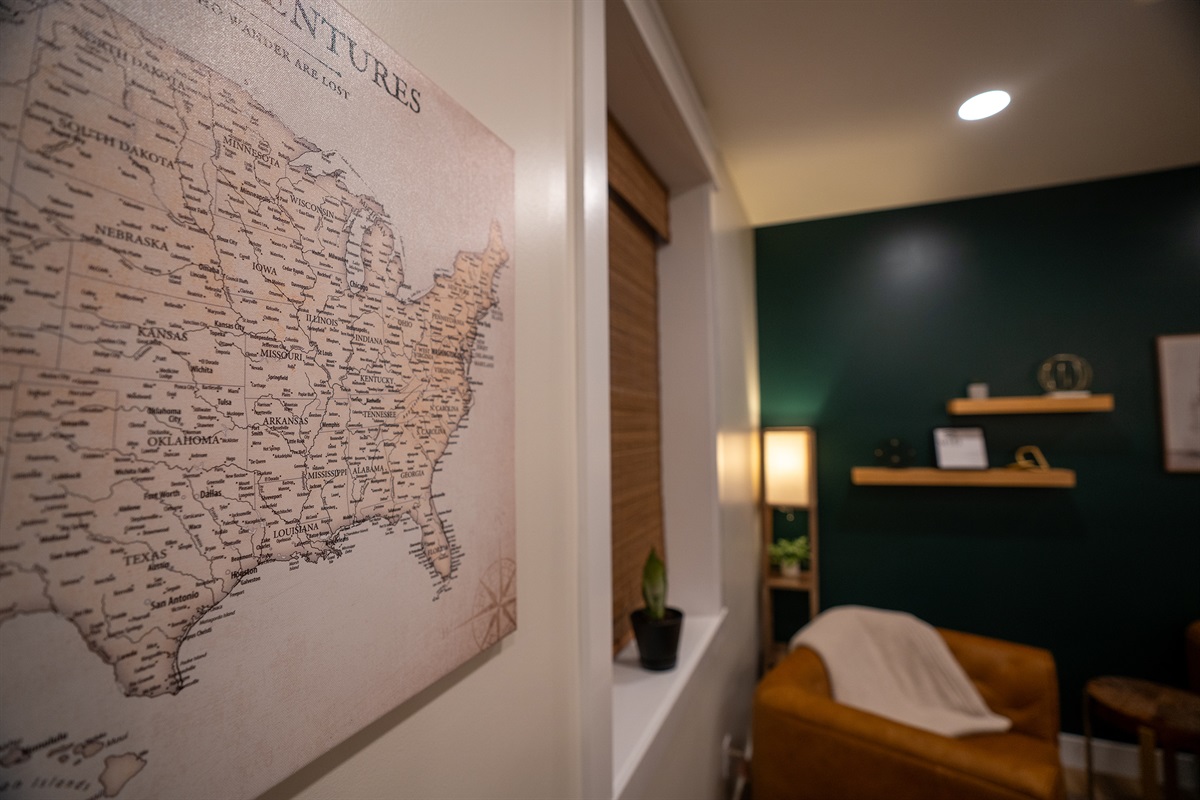 Soft lighting and recessed lighting