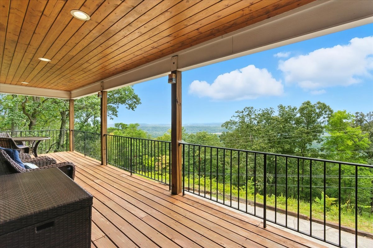 Gather around the outdoor table and enjoy your favorite meal while you soak in the scenery.