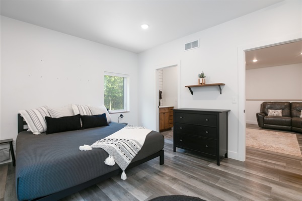 Wing #2 King Bedroom with Pullout Twin Couch