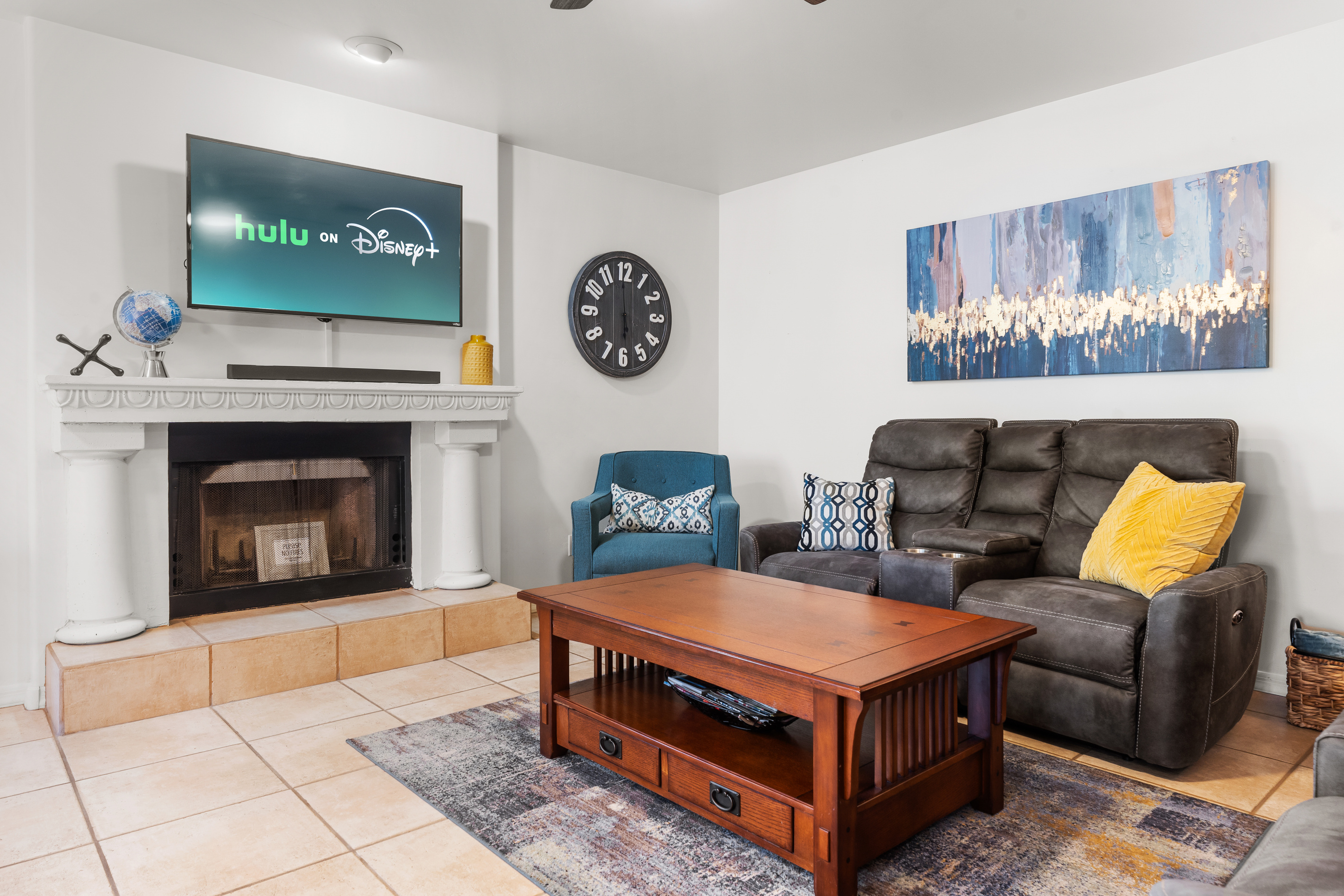 Additional Lounge space!