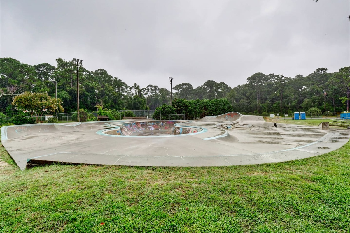 Skate park nearby