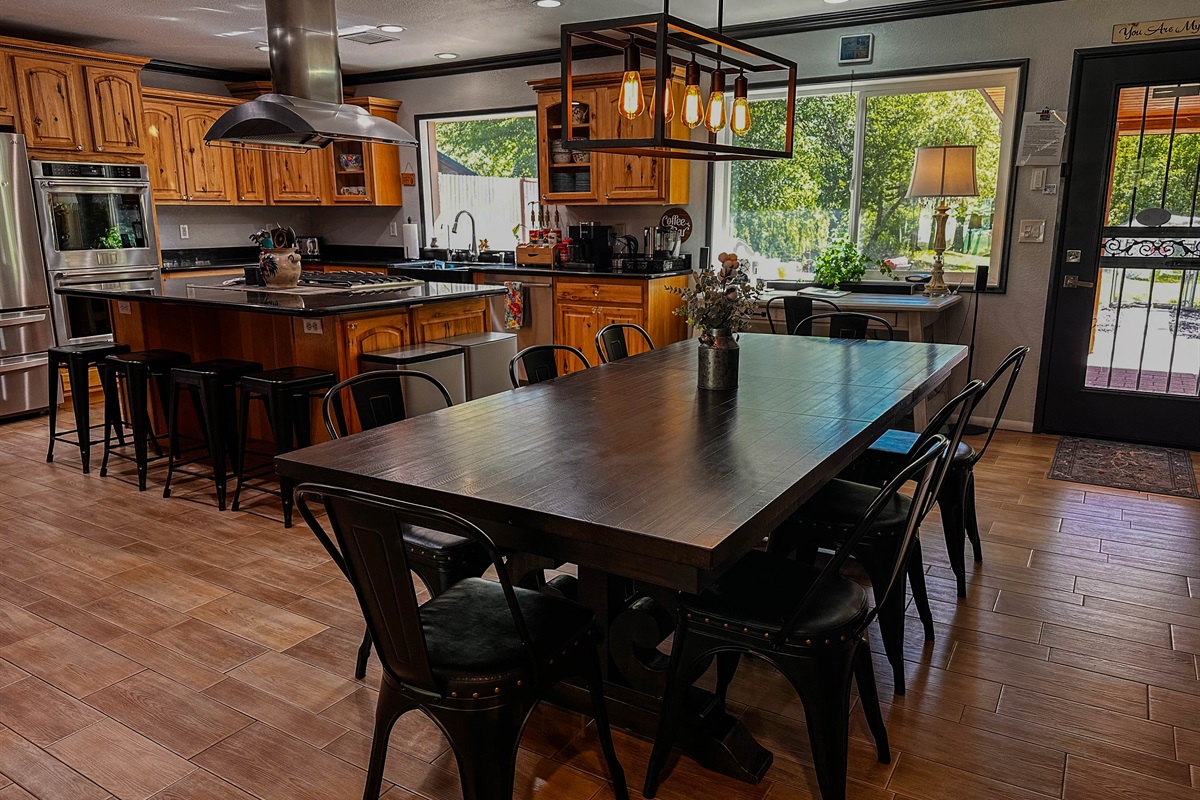 Dining/Kitchen Open concept