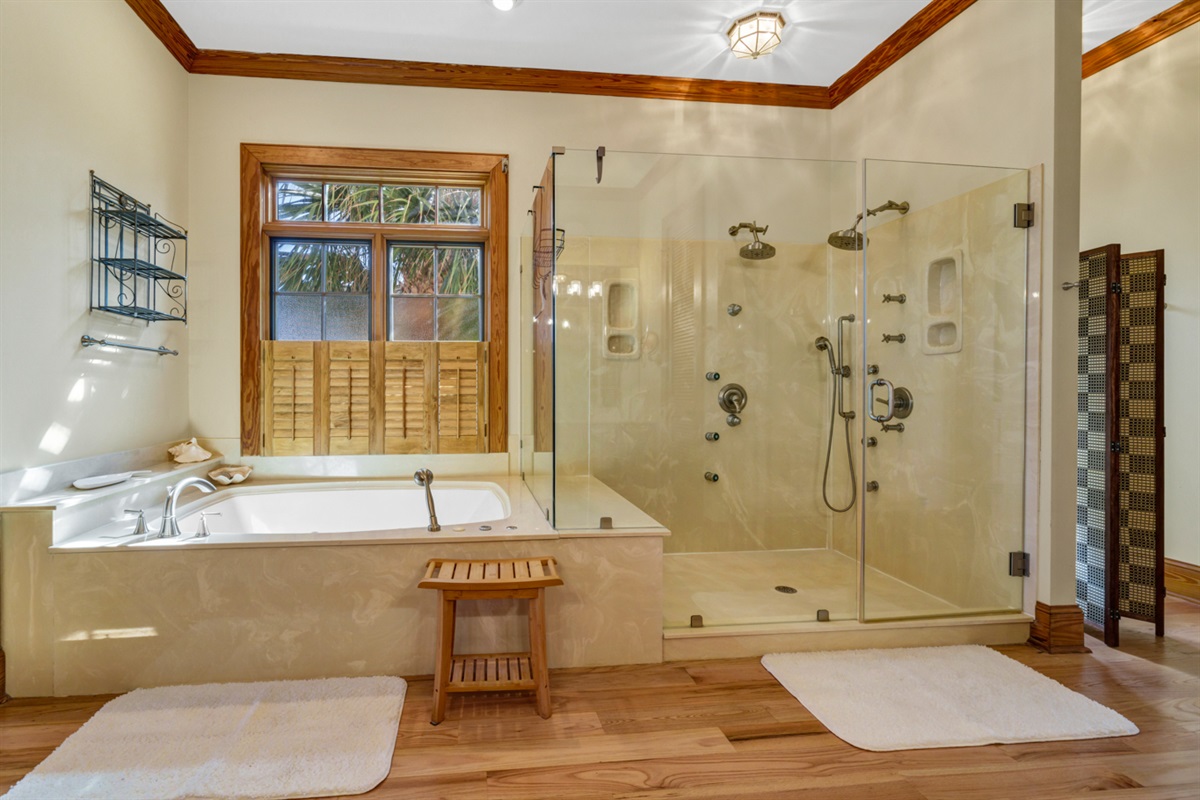 Relax in a Jetted Tub or Take A Luxiourious Shower!