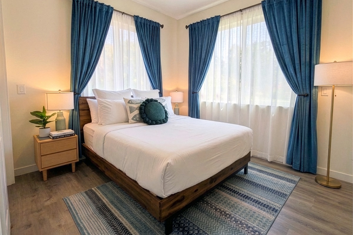 Queen Bedroom with Air Conditioning