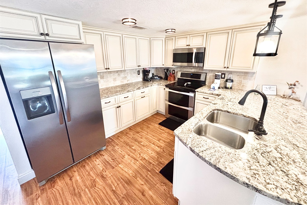 Large kitchen for preparing your favorite meals