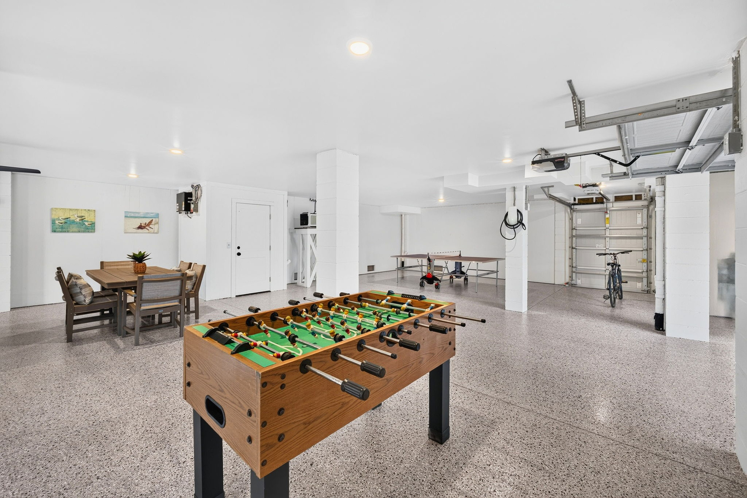 Garage | Tahanan Palms | 3 38th Ave | IOP Escapes