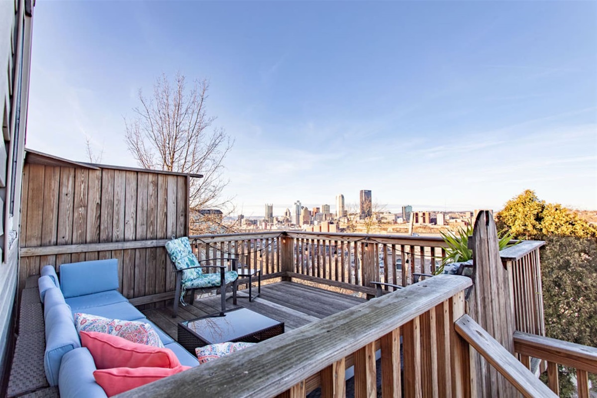 Spend all of your time out on our fully furnished deck. The view is to die for and the outdoor couch naps are too!