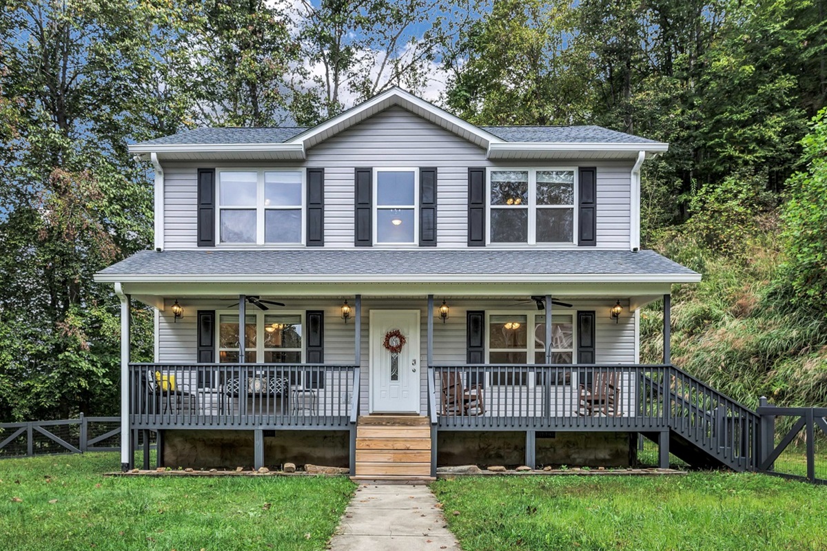 Welcome to Ridgeview Retreat!