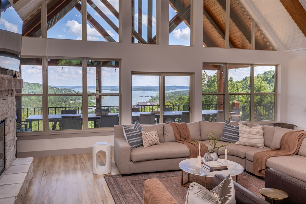 Relax on the couch while looking for the lake!