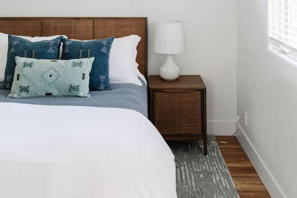 Queen bedroom with Closet