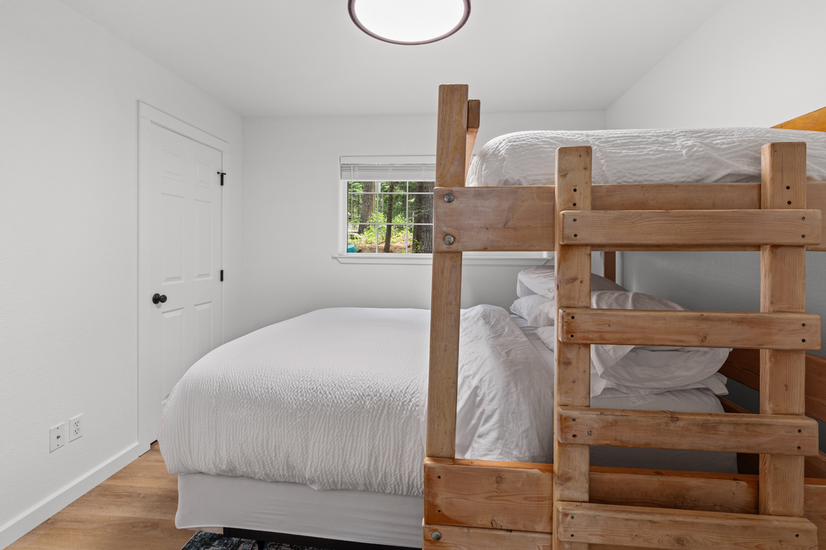 Bedroom 4 Bunk over Queen