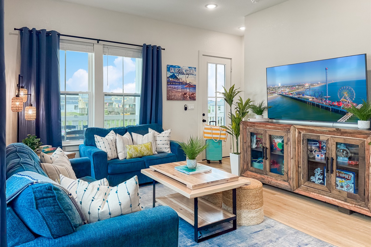 b3eb99b82fec453aa7c1d8e14d806562 Large | Beachhouse | Texas | TX | Vacation Homes | Galveston | Crystal Beach | Kokomo | Breezy Days | Beachfront Elegance | Sunrise Serenity | Southern Sands Property Management, LLC