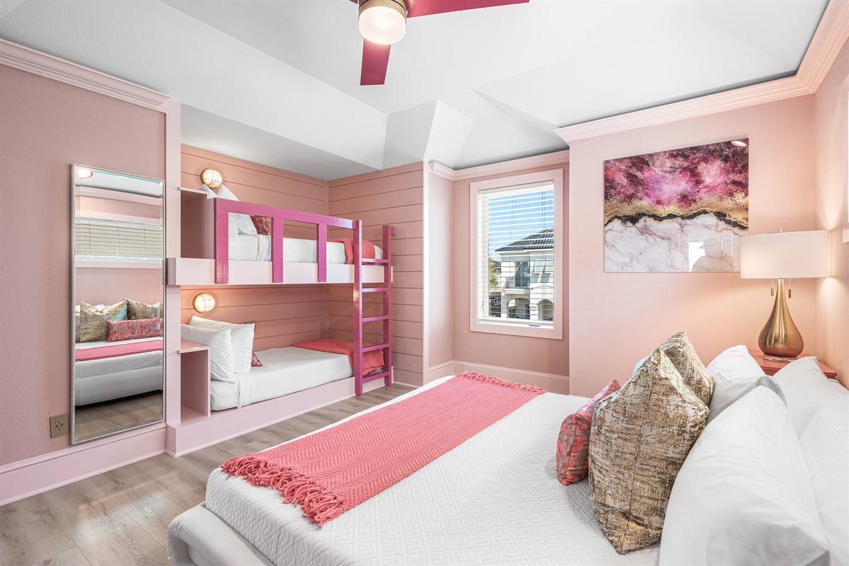 King Suite with Twin Bunk Nook | Third Floor