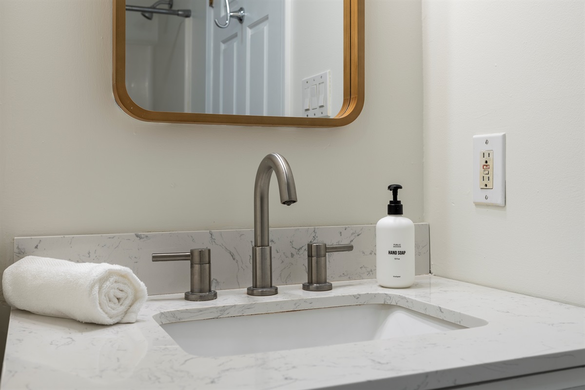 Bath linens and essentials provided