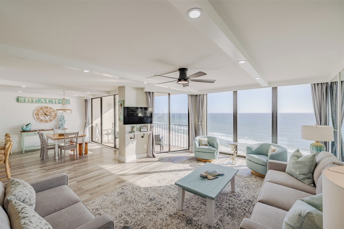 Spacious living and dining area with stunning view of the Gulf
