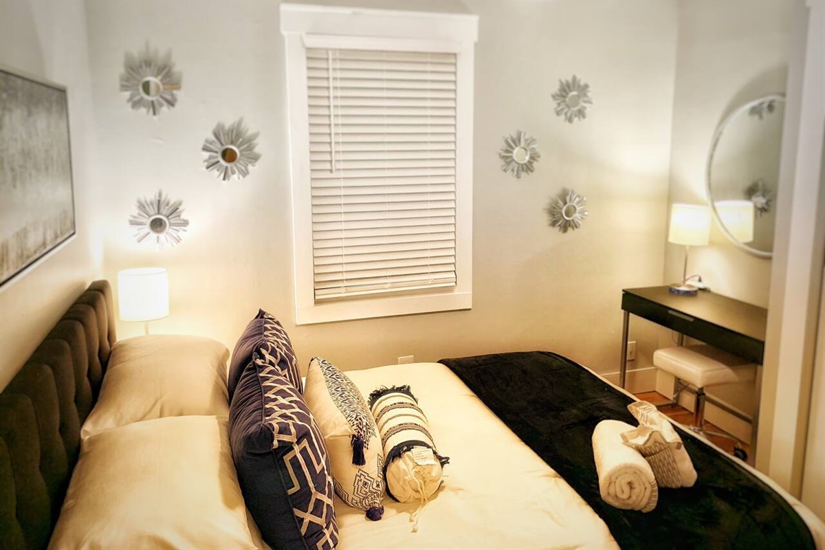 First bedroom, every bedroom has TV