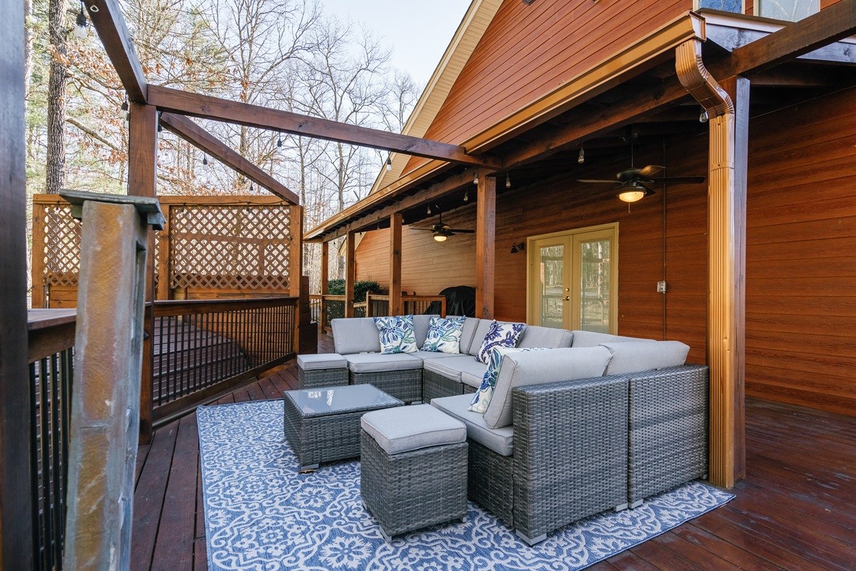 Gather & enjoy outdoors on the deck