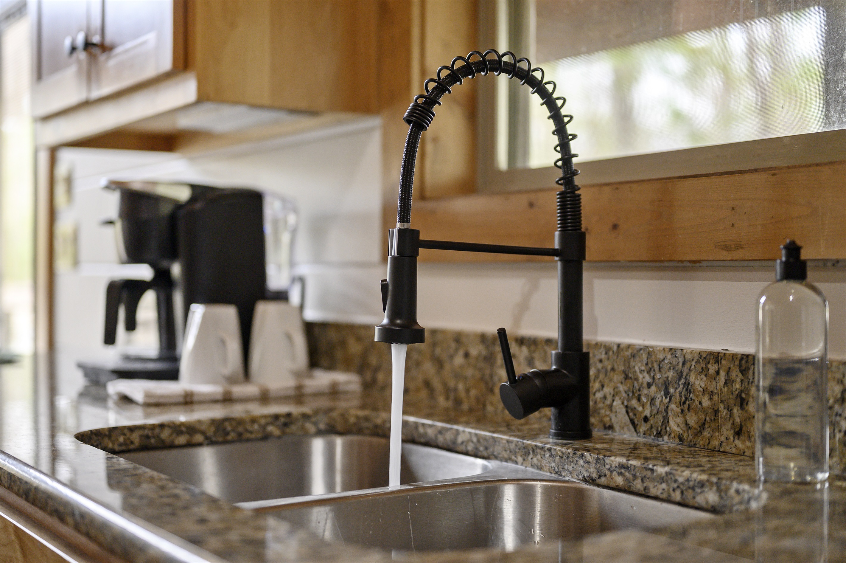 Effortless elegance meets practicality in our sleek kitchen sink - where every dish becomes a delight