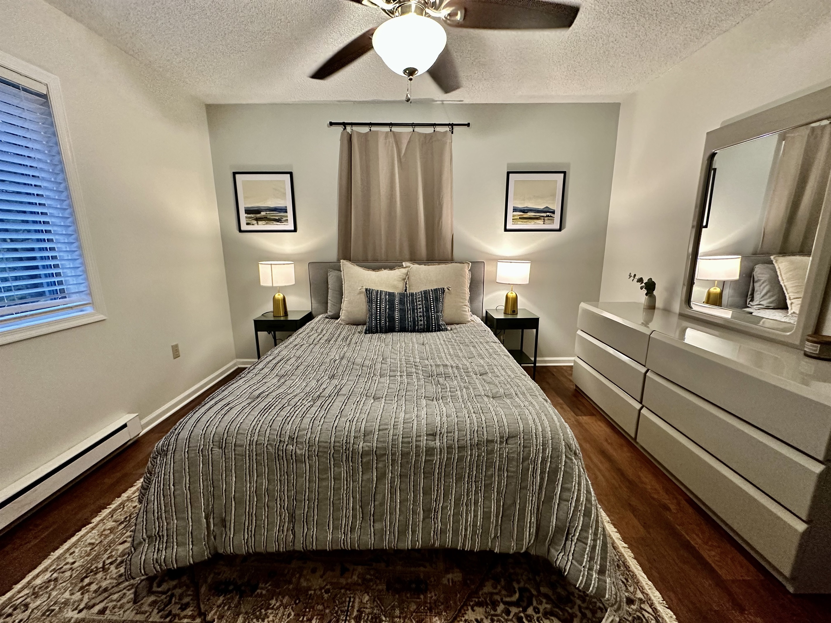 Bedroom3: Queen memory foam bed.