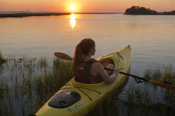 Nature at your doorstep. Paddle to the nearby Sedge Islands for an unforgettable sunset tour.