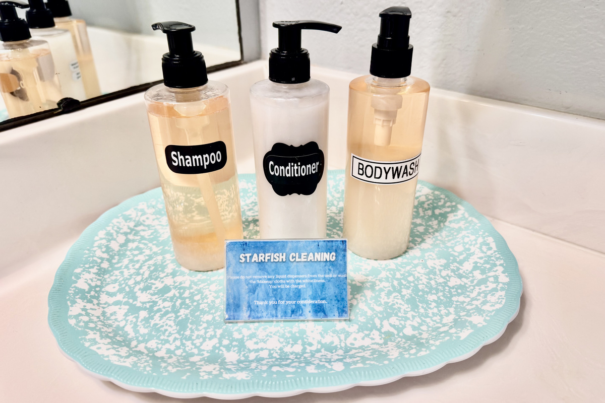 Both bathrooms have shampoo, conditioner and bodywash to use during your stay!
