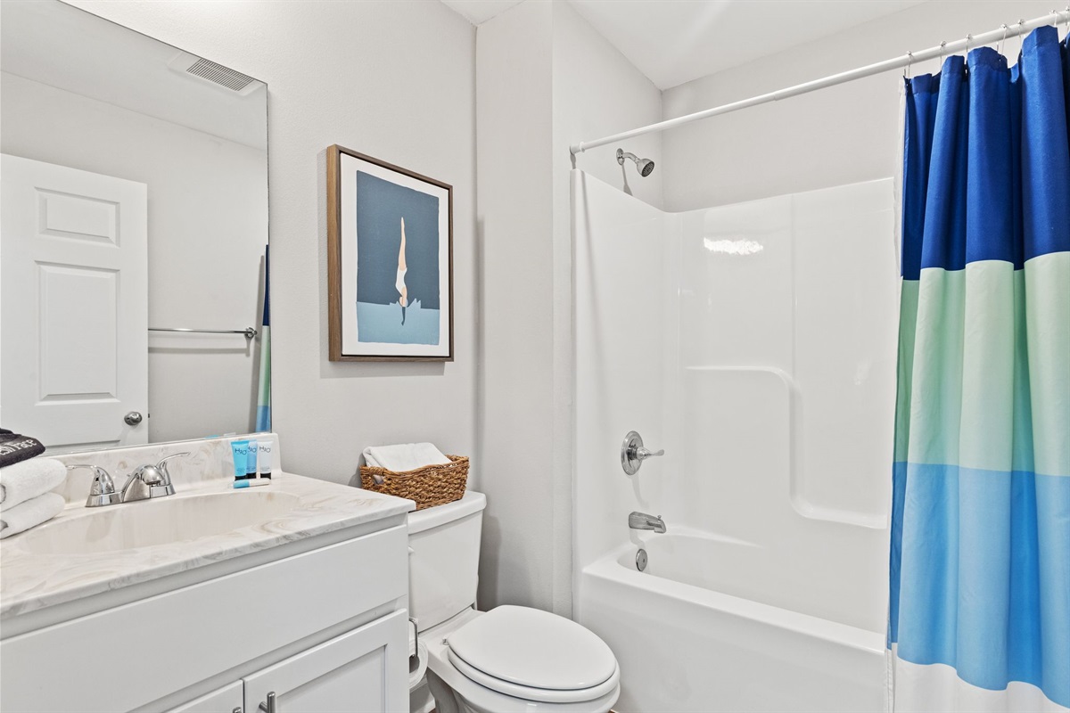 2nd Full Bathroom