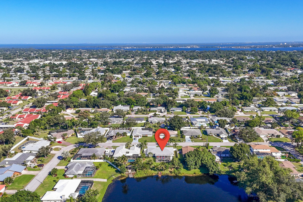 An aerial perspective highlights Coco Vista’s location within a quiet residential neighborhood in Bradenton.