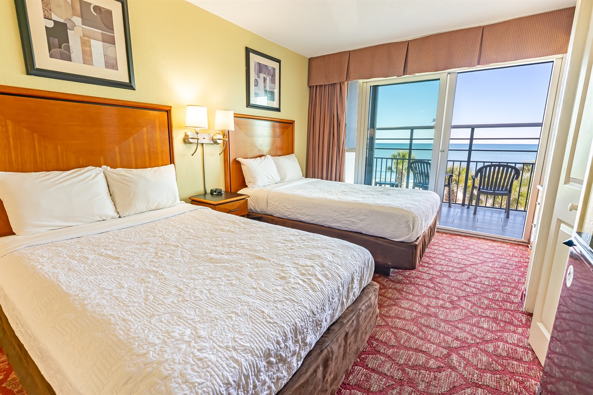 Room with Stunning Views🌊☀️