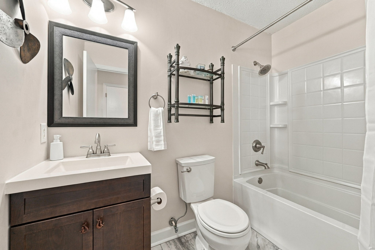 Bath Linens & starter soaps provided