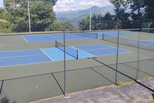 New pickleball court in the North clubhouse