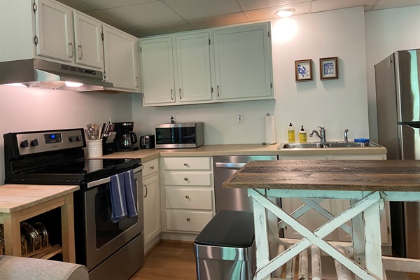 Kitchen includes full-sized appliances and is well appointed to make a delicious meal.