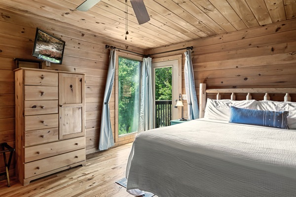 Downstairs king bedroom with Roku Express