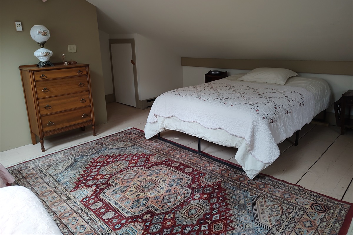 Queen Bed in Sleeping loft.