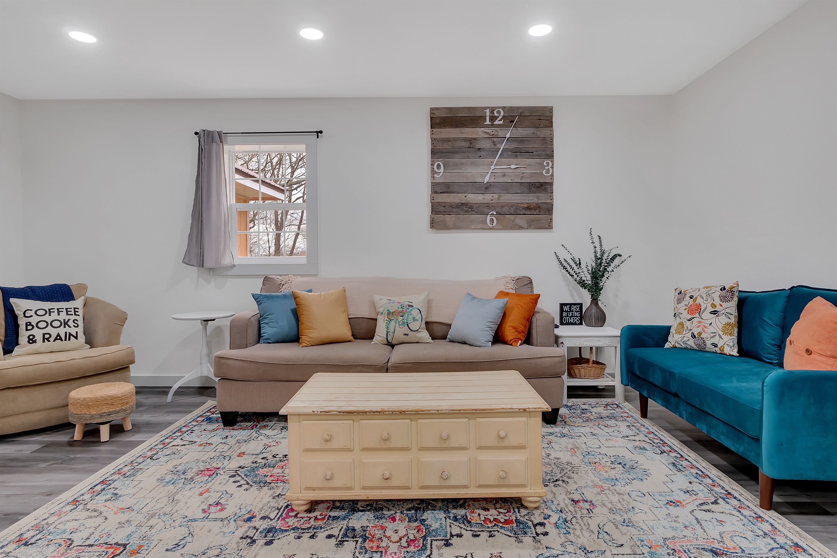 Cozy comfy living room 