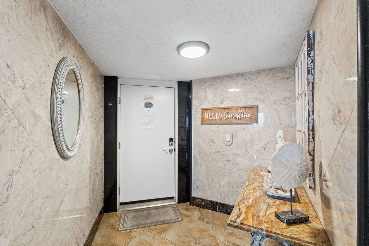 Front door/ entry 
