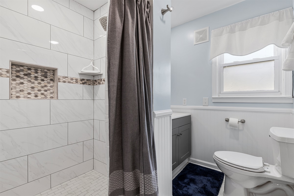 Main Bathroom