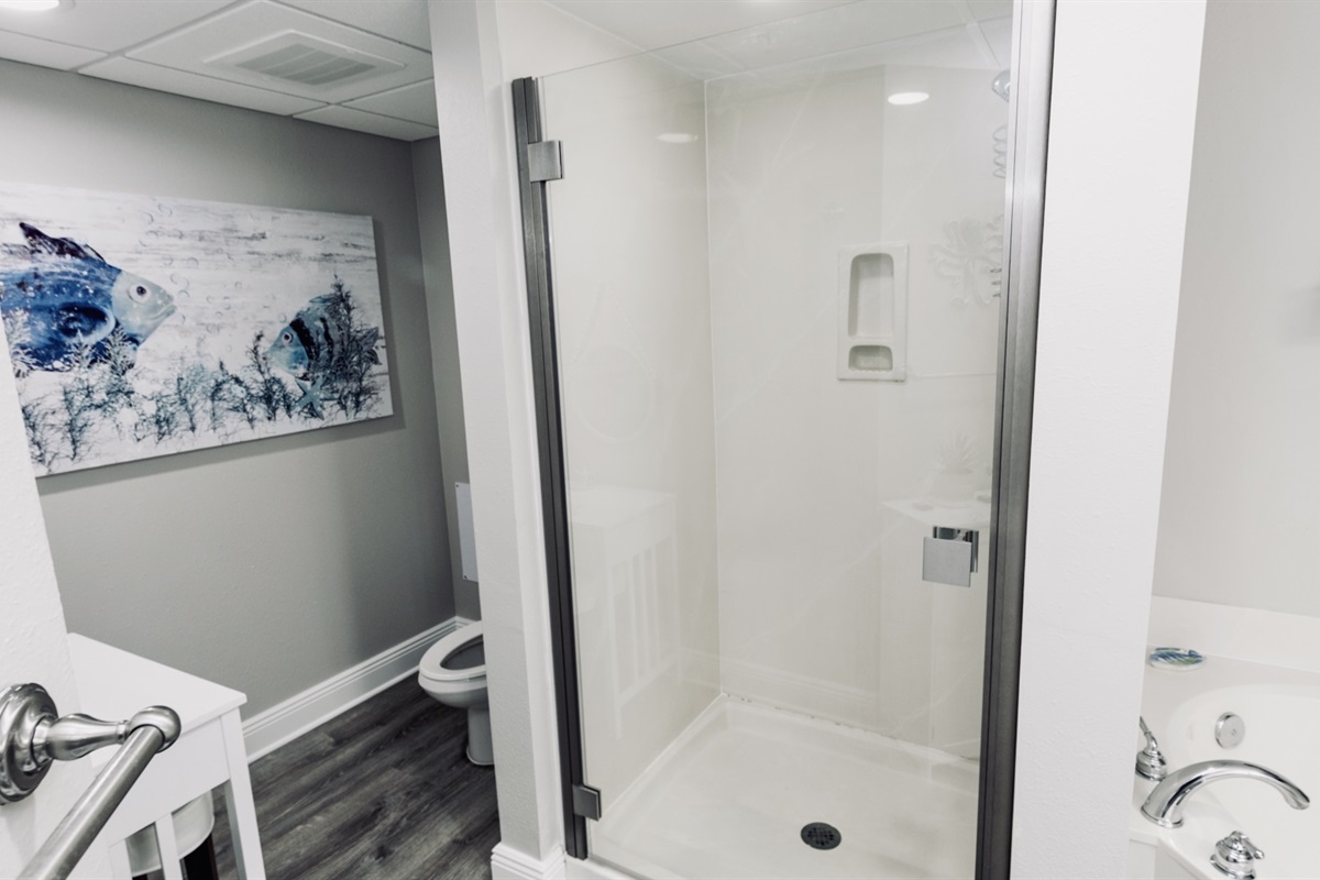 Master Luxury Bath includes separate shower with new door recently installed after purchase.