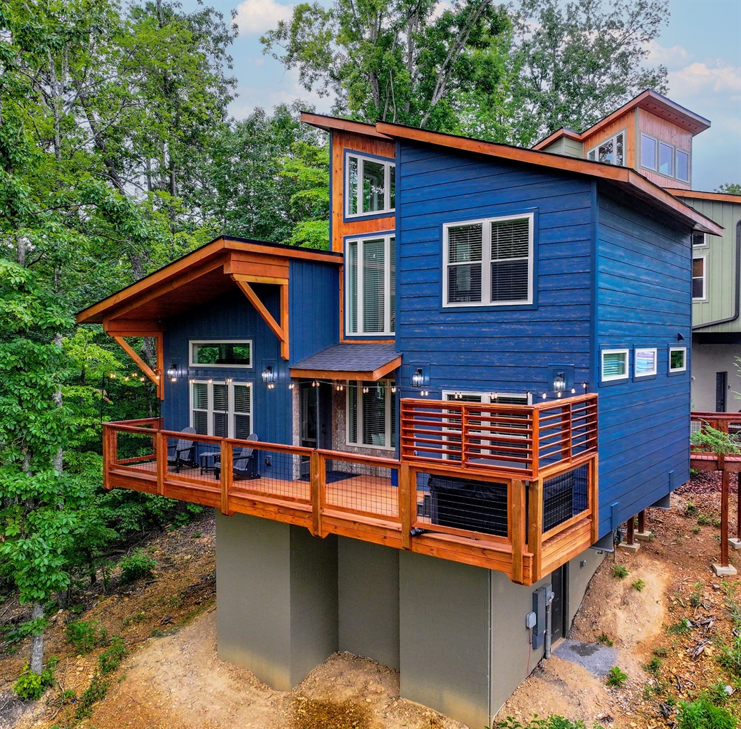 Welcome to After 9 to 5! Where you can unwind after your hard working days, or gear up for adventure. We're so close to Dollywood, you can literally hear the fun. 