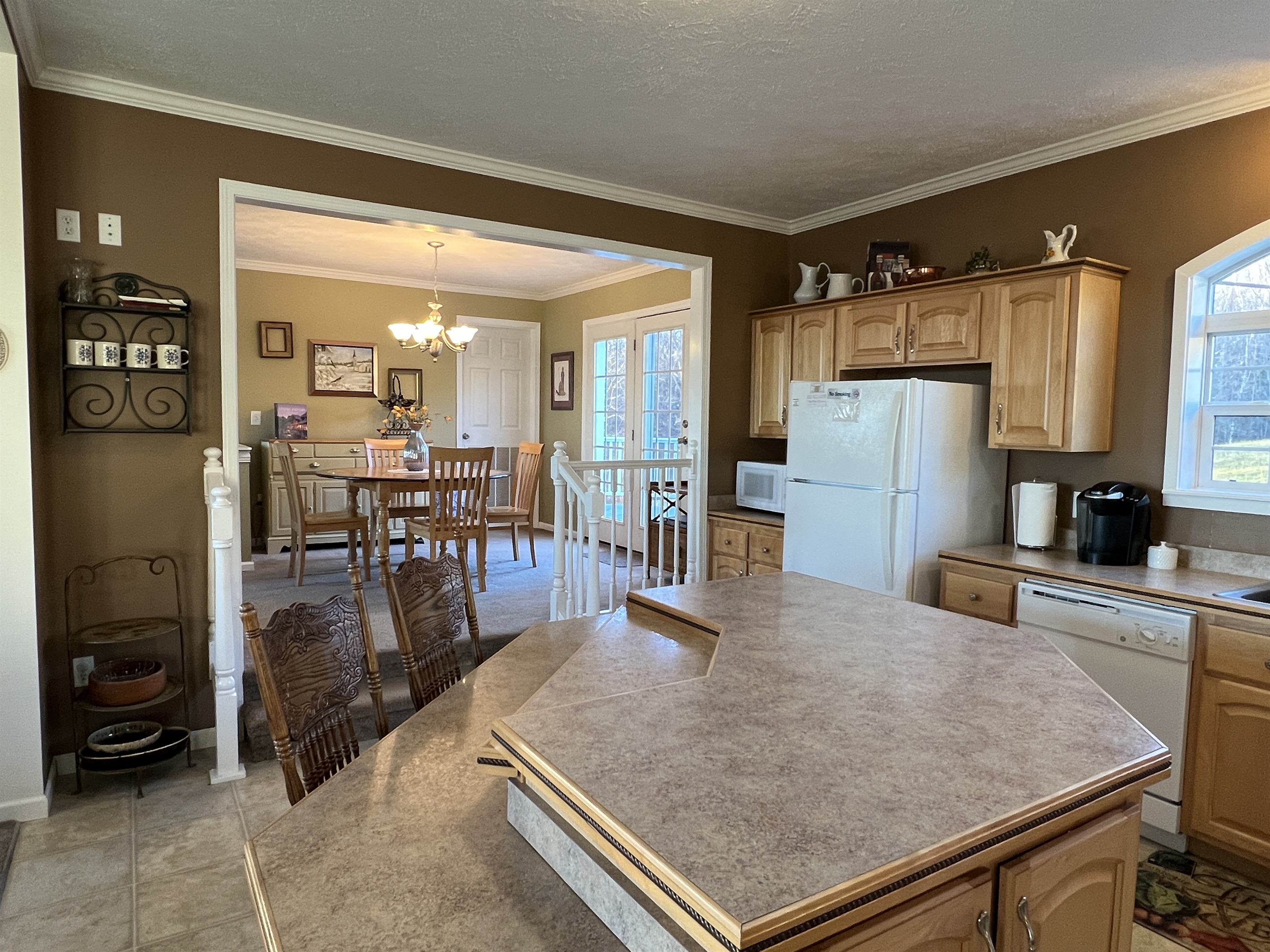 Kitchen and dining area