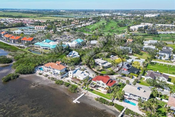 From Tournament Mode to Vacation Mode.  One turn away from IMG Golf Club and you're in your own world. Welcome to where convenience meets calm.