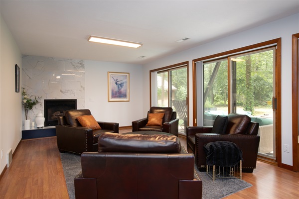 Charming 4-Bedroom Retreat Near Notre Dame, photo 32
