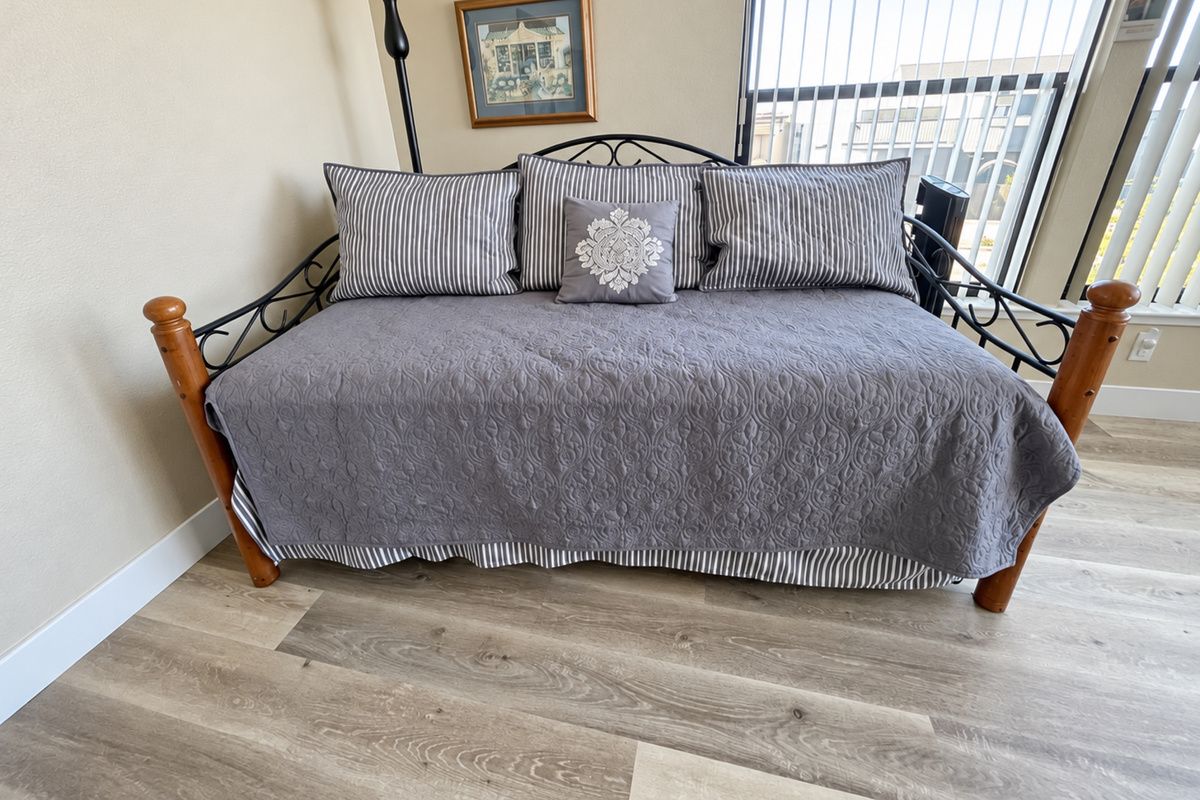 Trundle bed in Master Suite; 2-twins great for kids.